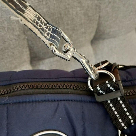 Image of Autumn Winter Pet Skiing Costume Sleeveless Cotton.