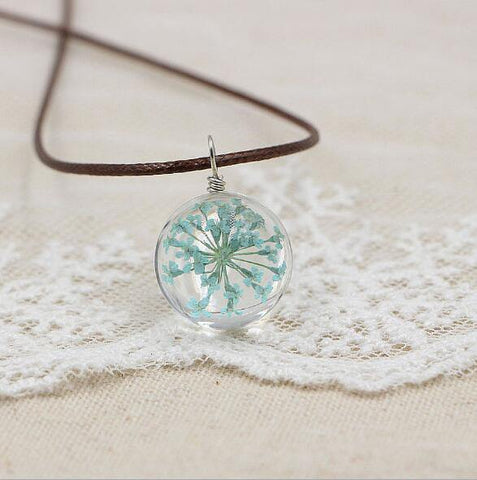 Image of Boho Transparent Resin Dried Flower Necklace.