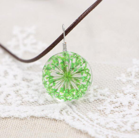 Image of Boho Transparent Resin Dried Flower Necklace.