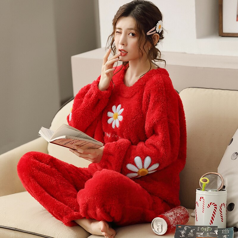 Winter Warm Green Silk Pyjama Sets for Women