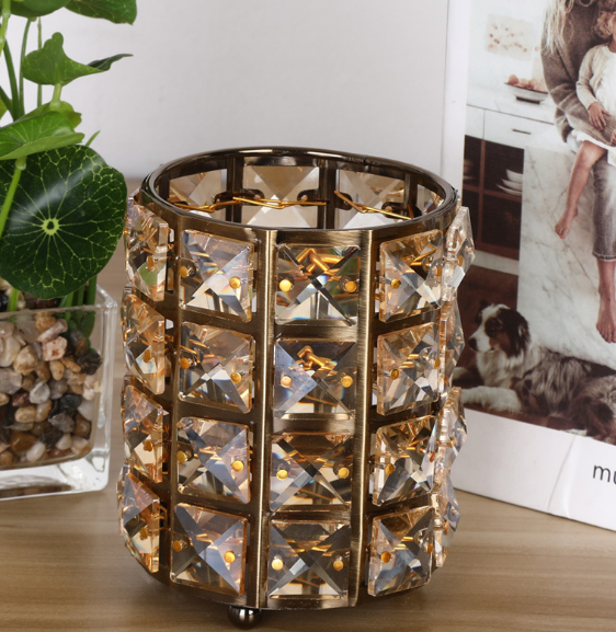 Metal Makeup Brush Storage.