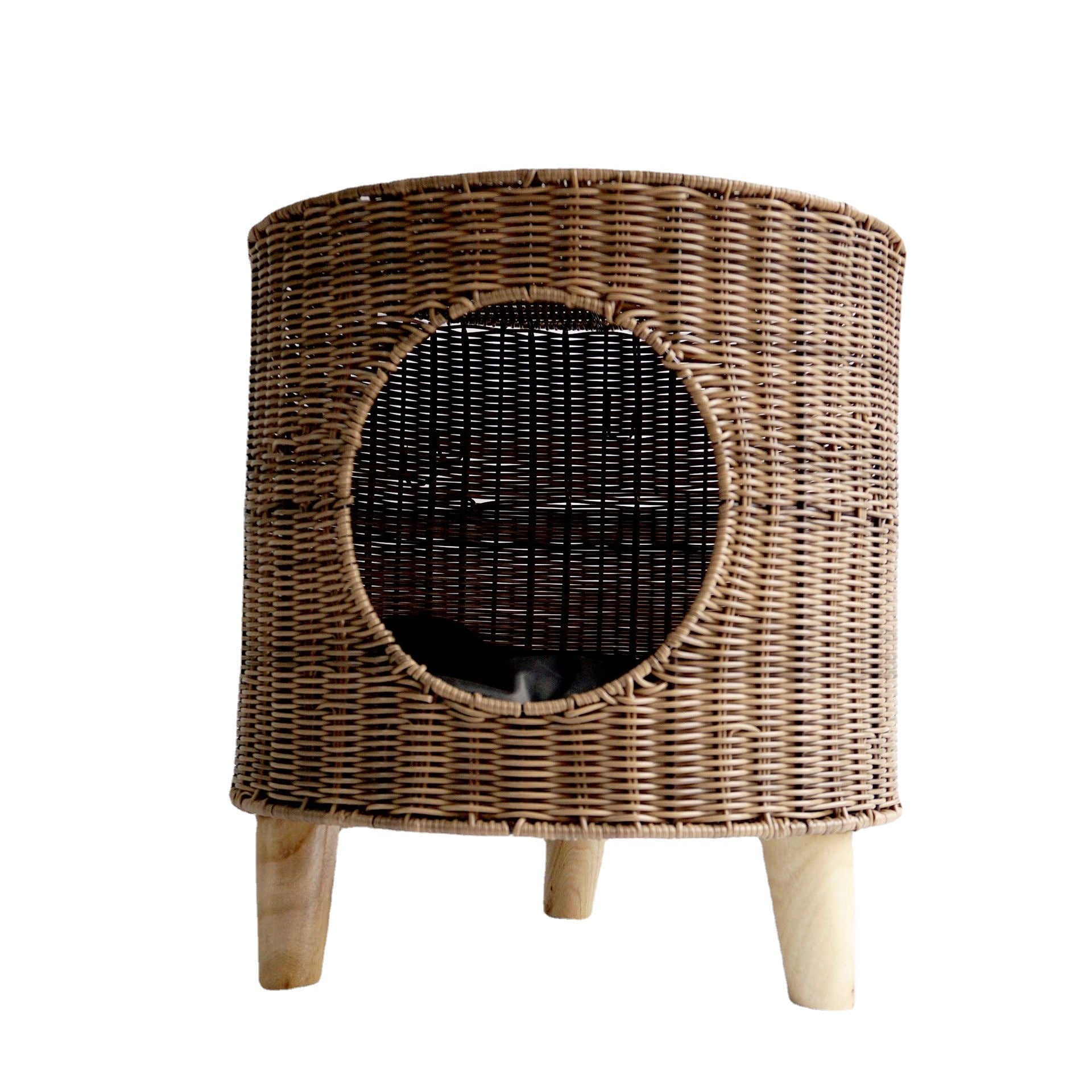 Cane Woven Cat Kennel