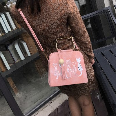 Wooden beads tassel bag