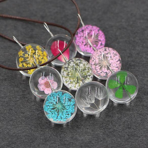 Image of Boho Transparent Resin Dried Flower Necklace.