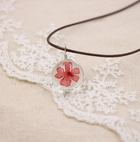 Image of Boho Transparent Resin Dried Flower Necklace.