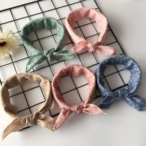 Fashion Plaid Dots Style Winter Pet Bandanas.