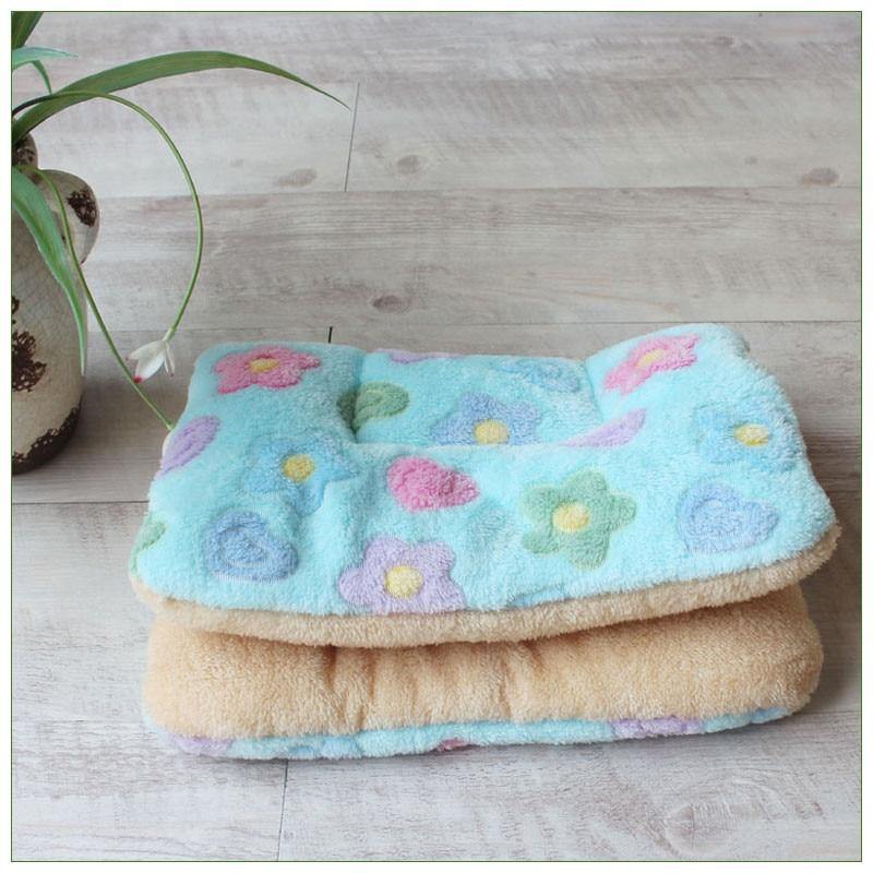 Warm Soft Fleece Pet Mat.